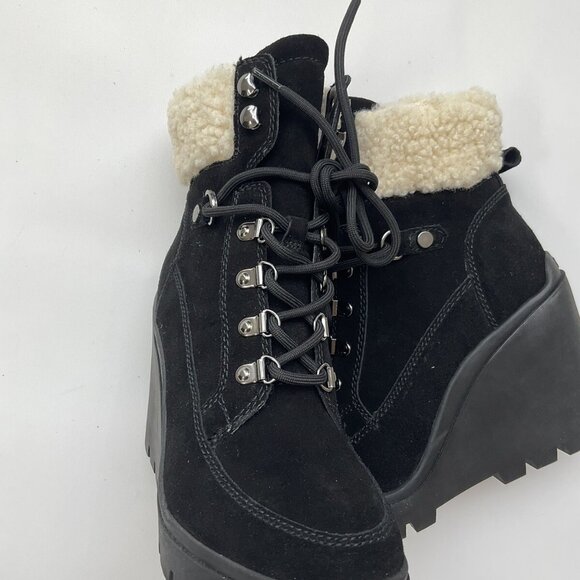 Guess Women’s Taanya Leather Wedge Booties Black Suede Size 9 - Picture 7 of 8